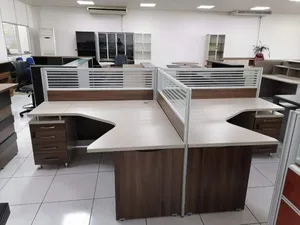 area-de-trabajo-oficina-abierta