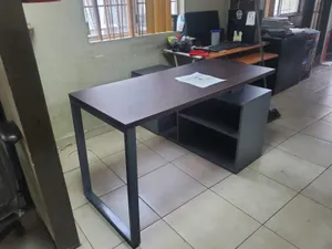 escritorio-oficina-cafe-con-cajones