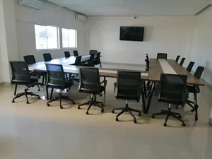 mesa-sala-de-juntas-oficina